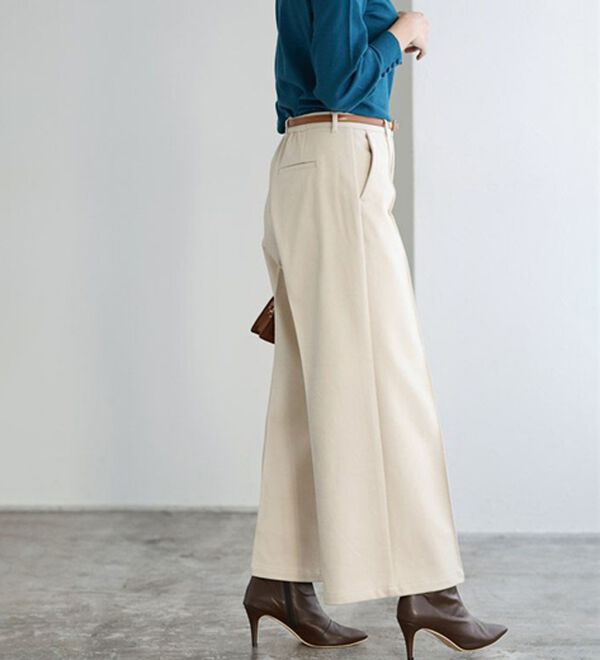 Pierrot（ピエロ）の「カット起毛ピンタックワイドパンツ（ワイドパンツ・ガウチョ）」｜詳細画像