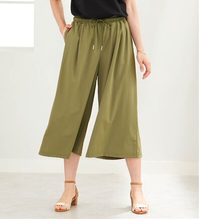 BELLUNA（ベルーナ）の「ヒンヤリ爽快！ドロスト使いガウチョパンツ（ワイドパンツ・ガウチョ）」