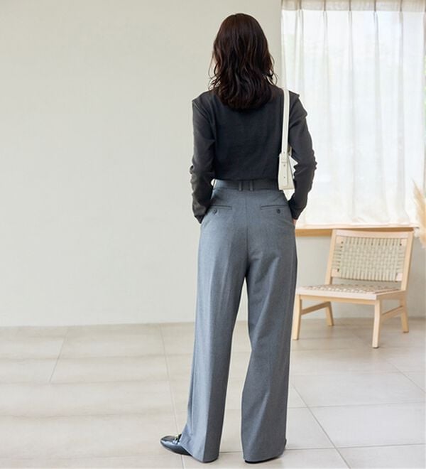 BELLUNA（ベルーナ）の「【選べる衿】肌に優しい綿１００％暖か発熱素材プルオーバー＜ベルホット　コットン＞（カットソー）」｜詳細画像