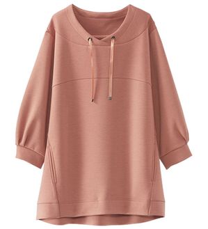 BELLUNA（ベルーナ）の「とろみ素材ワイドネックプルオーバー（カットソー）」｜ピンク