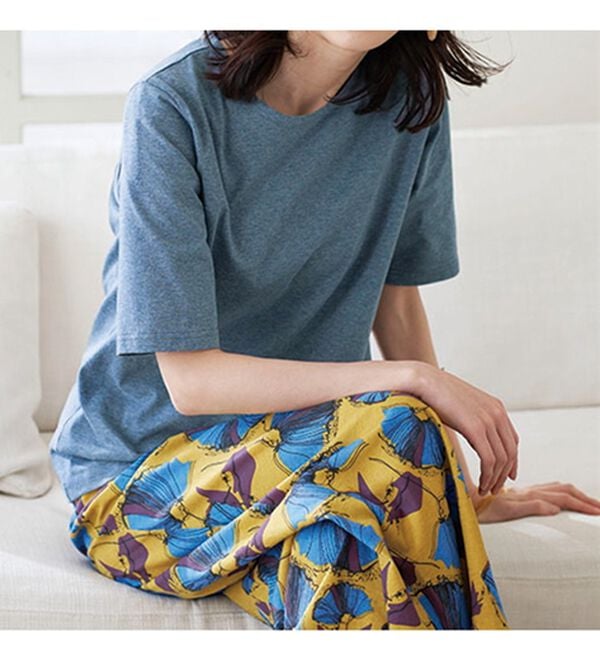 BELLUNA（ベルーナ）の「綿１００％抗菌防臭汗ジミ対策プルオーバー（カットソー）」｜詳細画像