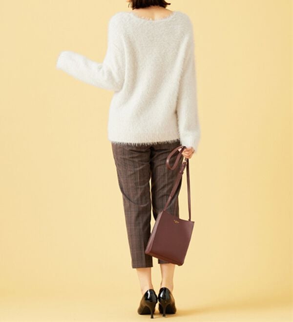 BELLUNA（ベルーナ）の「シャギープルオーバー（ニット・セーター）」｜詳細画像