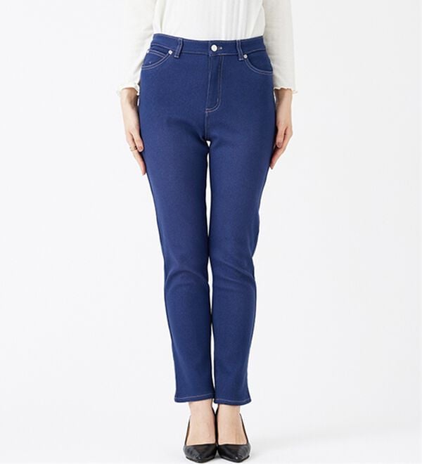 BELLUNA（ベルーナ）の「裏ベロアストレッチデニムパンツ（フルレングスパンツ）」｜詳細画像