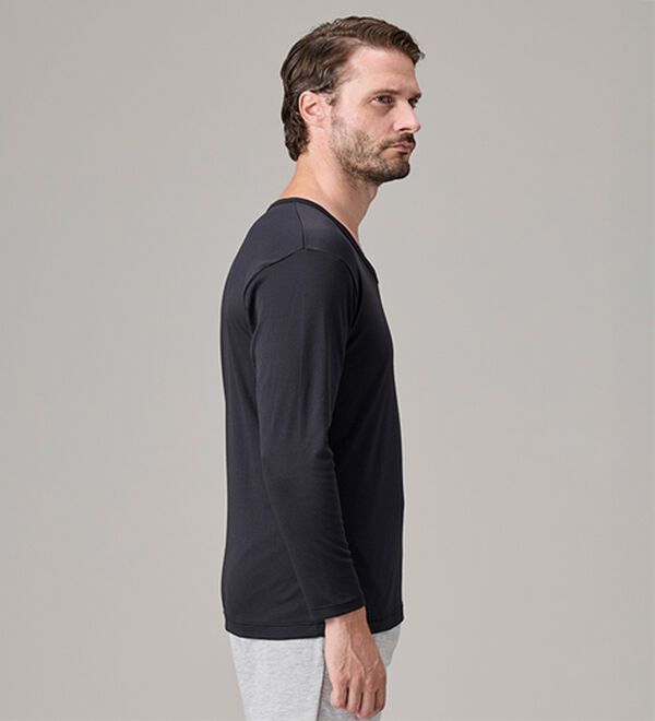 「【３枚組】サーモケア（Ｒ）綿混裏起毛インナー（メンズ肌着・インナーウェア）」｜詳細画像