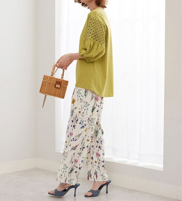 BELLUNA（ベルーナ）の「ボリューム袖レース切替プルオーバー（カットソー）」｜詳細画像