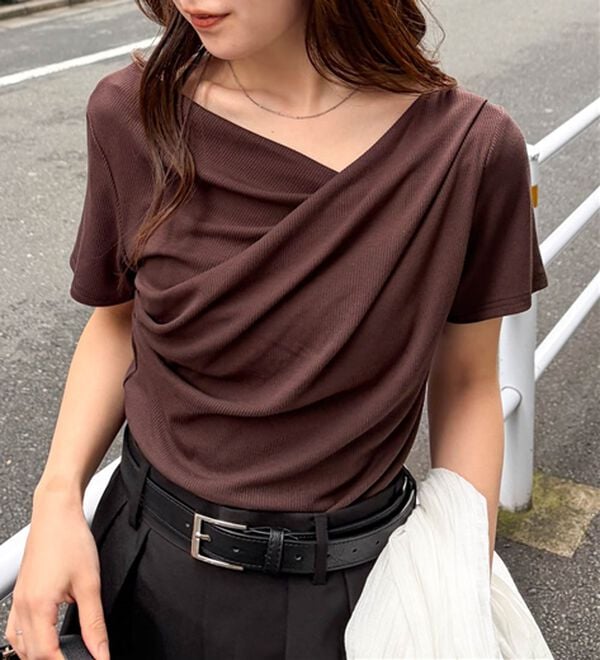 RANAN（ラナン）の「【ひんやり／着映え】上品ドレープリブＴシャツ（カットソー）」｜詳細画像