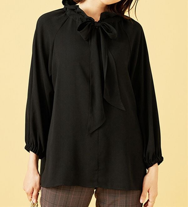 BELLUNA（ベルーナ）の「フリル衿ボウタイデザインブラウス（ブラウス）」｜詳細画像