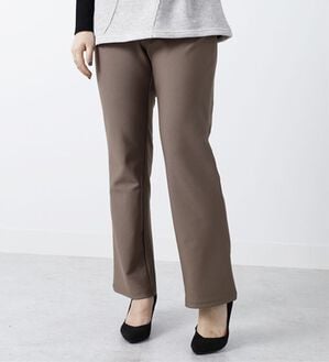 BELLUNA（ベルーナ）の「ハイテンション美脚ブーツカットパンツ（フルレングスパンツ）」｜モカ