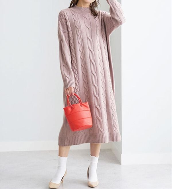 BELLUNA（ベルーナ）の「ケーブル柄ロング丈ニットワンピース（ニットワンピース）」｜詳細画像