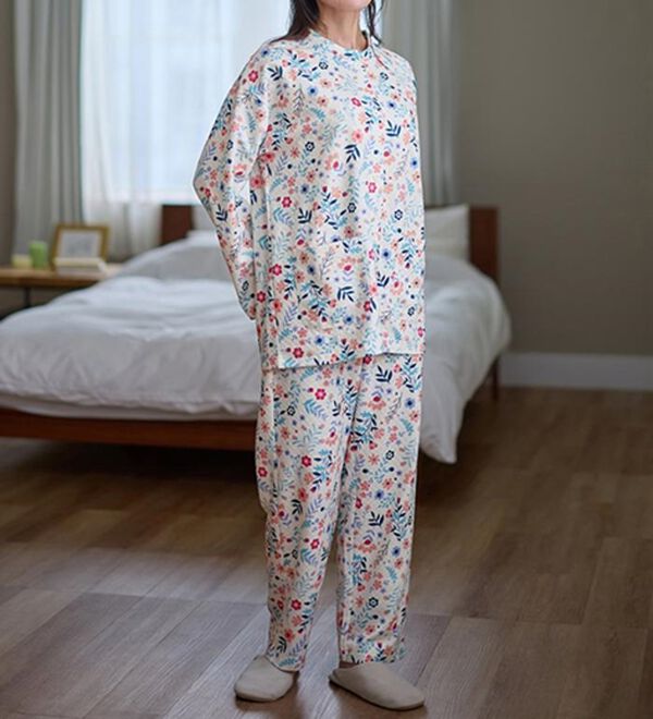 LAVIENNE（ラヴィエンヌ）の「綿入りキルトパジャマ（パジャマ・ルームウェア）」｜詳細画像