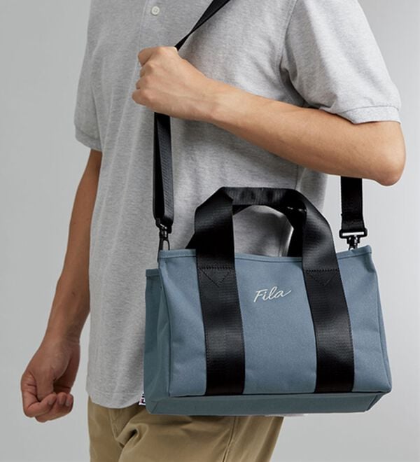 「＜ＦＩＬＡ＞便利な２ルームコンパクトトート（メンズトートバッグ）」｜詳細画像