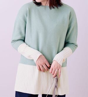 BELLUNA（ベルーナ）の「袖＆裾配色ニットプルオーバー（ニット・セーター）」｜グリーン系
