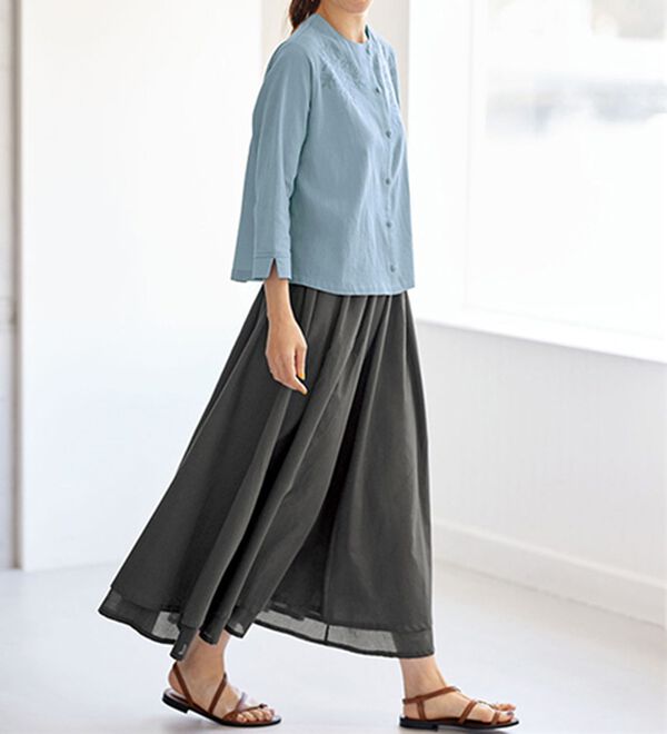 BELLUNA（ベルーナ）の「心躍る♪アシメ刺しゅうブラウス（ブラウス）」｜詳細画像