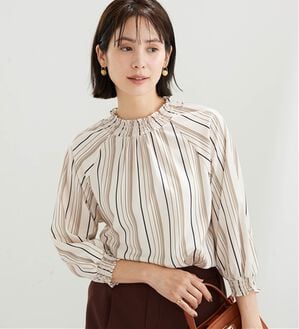 BELLUNA（ベルーナ）の「上品シャーリングドルマンブラウス（ブラウス）」｜ストライプ