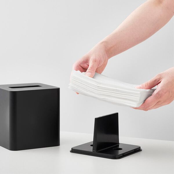 iellio（イエリオ）の「タワー　コンパクトティッシュケース　スクエア＜ｔｏｗｅｒ山崎実業＞（その他日用品・趣味雑貨）」｜詳細画像