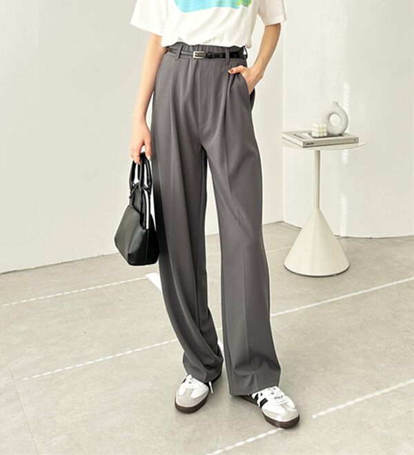 GeeRA（ジーラ）の「美脚魅せタックワイドスラックスパンツ（ワイドパンツ・ガウチョ）」｜詳細画像
