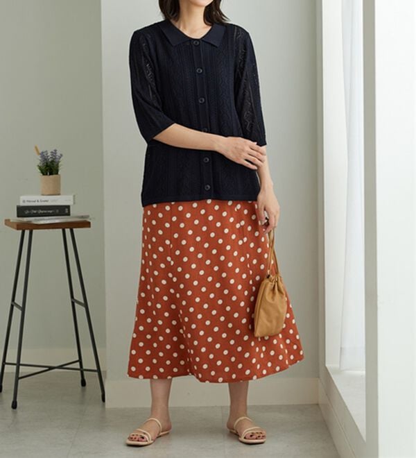 BELLUNA（ベルーナ）の「衿付き透かし編みニットカーディガン（ニットカーディガン）」｜詳細画像