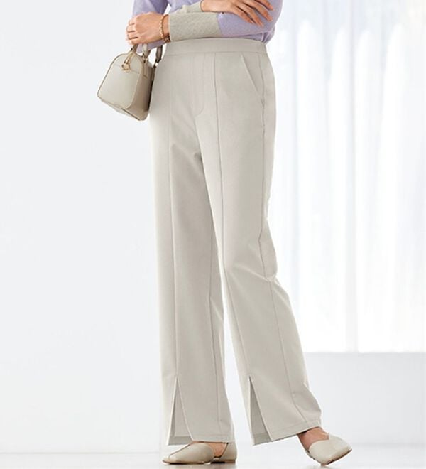 BELLUNA（ベルーナ）の「錯覚美脚！裾スリットセミワイドパンツ（フルレングスパンツ）」｜ライトグレー