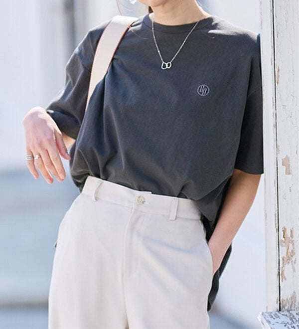 RANAN（ラナン）の「ヴィンテージライクロゴTシャツ（カットソー）」｜詳細画像