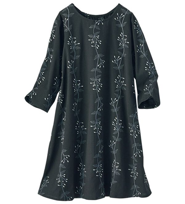 BELLUNA（ベルーナ）の「インド綿麻ボタニカル柄刺しゅうチュニック（チュニック）」｜黒系