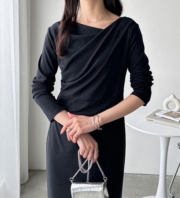 GeeRA（ジーラ）の「ドレープデザインワンピース（その他ワンピース）」｜詳細画像