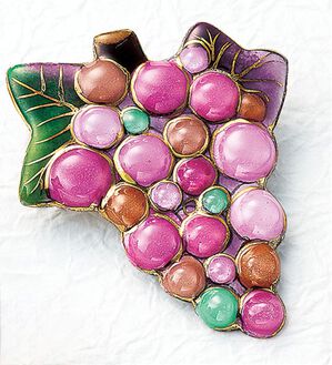 BELLUNA（ベルーナ）の「日本の職人技！七宝焼き　ブドウ２ＷＡＹペンダント（ネックレス・ペンダント）」｜ピンク系