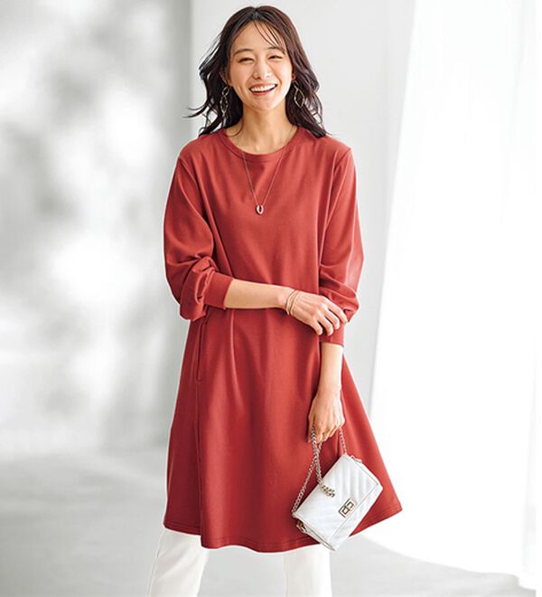 BELLUNA（ベルーナ）の「【吸湿発熱】ポンチ素材チュニックワンピース（チュニックワンピース）」｜オレンジ