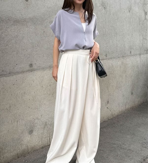 RANAN（ラナン）の「【汗シミ防止】ひんやり&防シワ前後2WAYハーフジップブラウス（ブラウス）」｜詳細画像