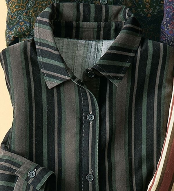 BELLUNA（ベルーナ）の「綿１００％柔らかコーデュロイプリントシャツチュニック（シャツ）」｜ストライプ柄グリーン系