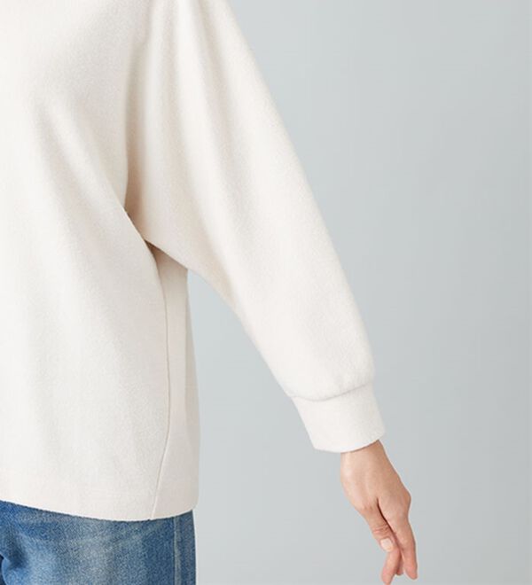 BELLUNA（ベルーナ）の「【2点セット】ネックレス付ジャカード素材プルオーバー（カットソー）」｜詳細画像