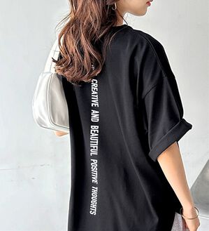 GeeRA（ジーラ）の「プリントチュニックＴシャツ（カットソー）」｜バックロゴブラック