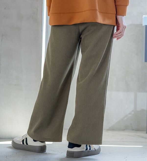 BELLUNA（ベルーナ）の「なめらか裏ベロアコーデュロイワイドパンツ（ワイドパンツ・ガウチョ）」｜詳細画像