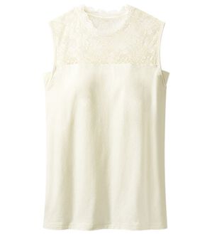 LAVIENNE（ラヴィエンヌ）の「首元レースのカップ付タンクトップ（ブラトップ・カップ付きインナー）」｜ホワイト