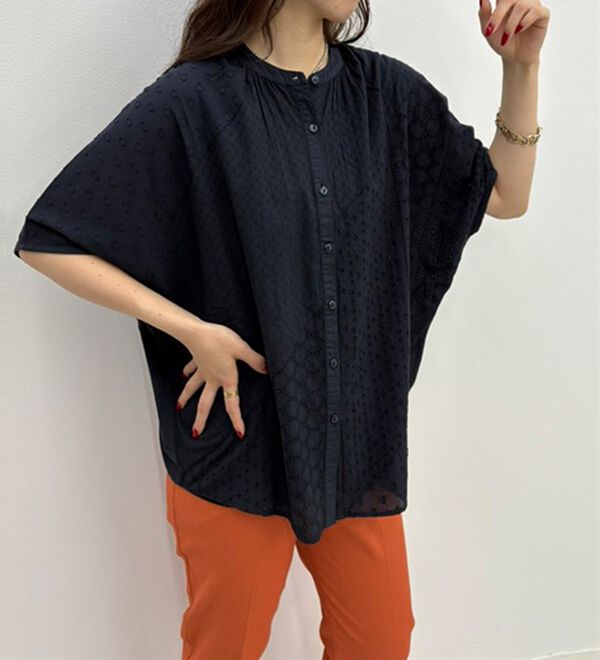 BELLUNA（ベルーナ）の「ゆったり涼やか！綿１００％刺しゅう切替チュニック（チュニック）」｜詳細画像