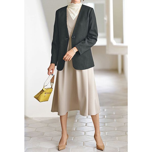 BELLUNA（ベルーナ）の「カジュアルコーデを格上げ！ウール調ノーカラージャケット（ノーカラージャケット）」｜詳細画像