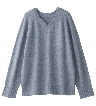 Viola e Viola（ヴィオラ エ ヴィオラ）の「リブ使いＶネックニット（ニット・セーター）」