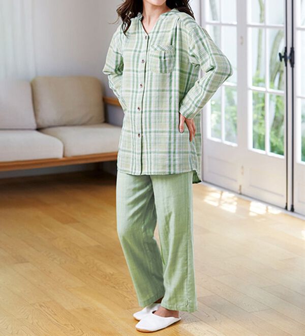 LAVIENNE（ラヴィエンヌ）の「【オーガニックコットン使用】綿１００％Ｗガーゼのルームパジャマ（パジャマ・ルームウェア）」｜グリーン