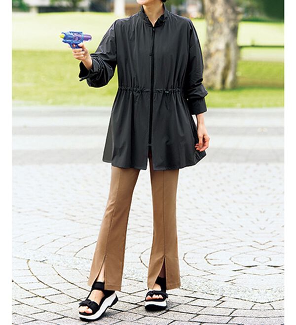 BELLUNA（ベルーナ）の「【UNDOVE】ポーチ付・ＵＶ対策ラッシュガードシャツ（シャツ）」｜詳細画像