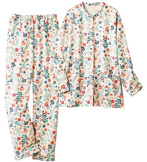 LAVIENNE（ラヴィエンヌ）の「綿入りキルトパジャマ（パジャマ・ルームウェア）」｜アイボリー系花柄