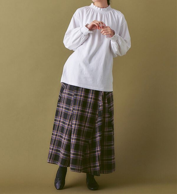 Viola e Viola（ヴィオラ エ ヴィオラ）の「綿１００％スモッキング衿＆袖プチハイトップス（カットソー）」｜詳細画像