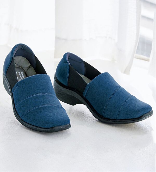 BELLUNA（ベルーナ）の「快適ストレッチ素材スタイリッシュパンプス（パンプス）」｜詳細画像