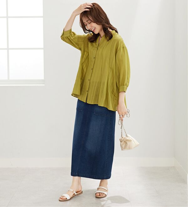 BELLUNA（ベルーナ）の「ドビー素材タック入りシャツチュニック（チュニック）」｜詳細画像