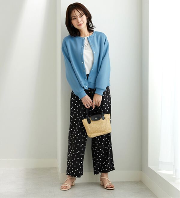 BELLUNA（ベルーナ）の「きれい見えスナップボタンカーディガン（ニットカーディガン）」｜詳細画像