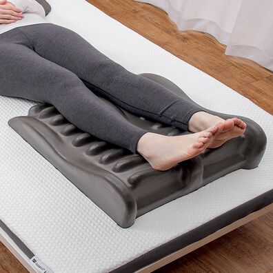 「寝ながらストレッチＢＥＥＬＡＺＹ（Ｒ）フットピロー（クッション・クッションカバー）」