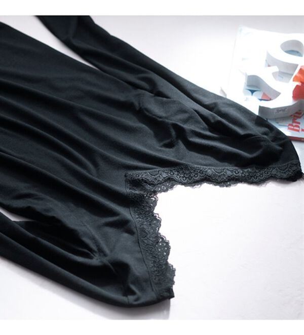 YU'NOW（ユナウ）の「【吸湿発熱】【抗菌防臭】汗取り付あったかインナー（首元深あきタイプ）（肌着・インナーウェア）」｜詳細画像