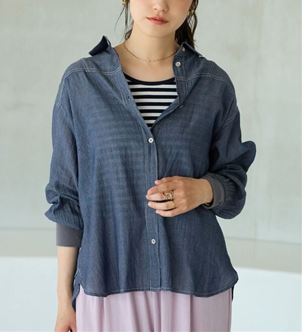 BELLUNA（ベルーナ）の「柔らかシアーデニム素材シャツチュニック（シャツ）」｜詳細画像