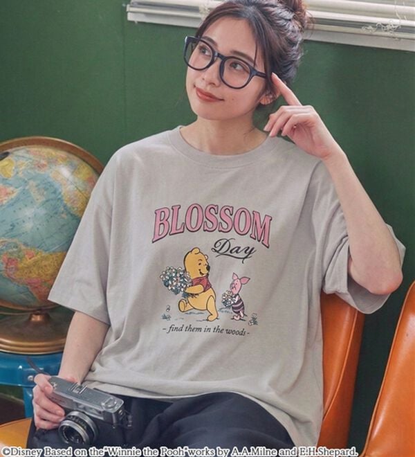 BELLUNA（ベルーナ）の「＜Disney＞【プー】発泡プリントボックスシルエットTシャツ（Tシャツ）」｜ベージュ