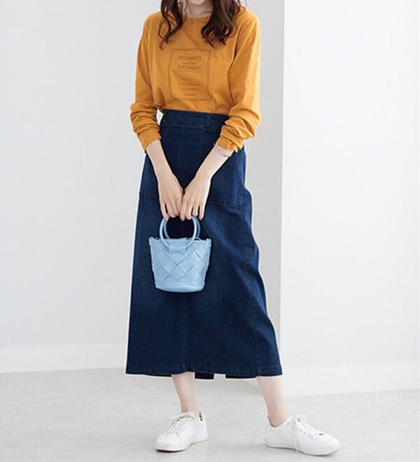 BELLUNA（ベルーナ）の「着回し上手に！きれい見え綿１００％素材ロゴプルオーバー（カットソー）」｜詳細画像