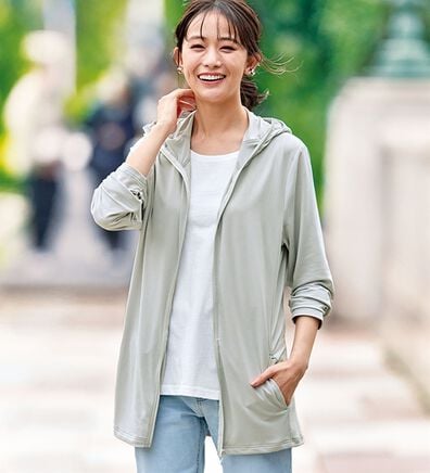 BELLUNA（ベルーナ）の「ひさし付！ＵＶ対策軽量パーカー（パーカー）」