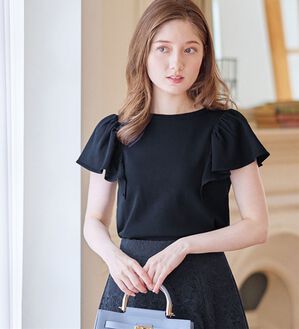 alotta（アロッタ）の「パール調ボタンフリル袖サマーニット【美人百花掲載】（ニット・セーター）」｜ネイビー